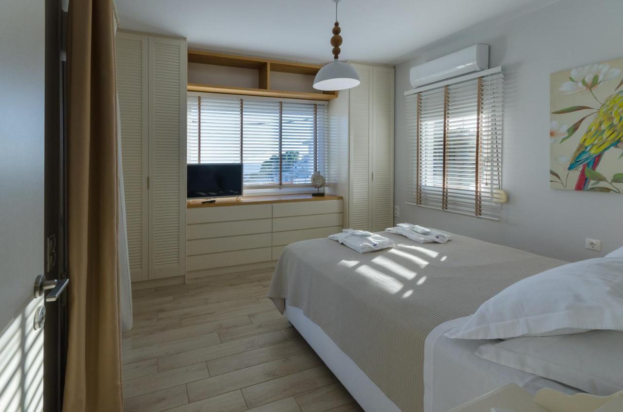 Aegean Suites Votsi  Extérieur photo